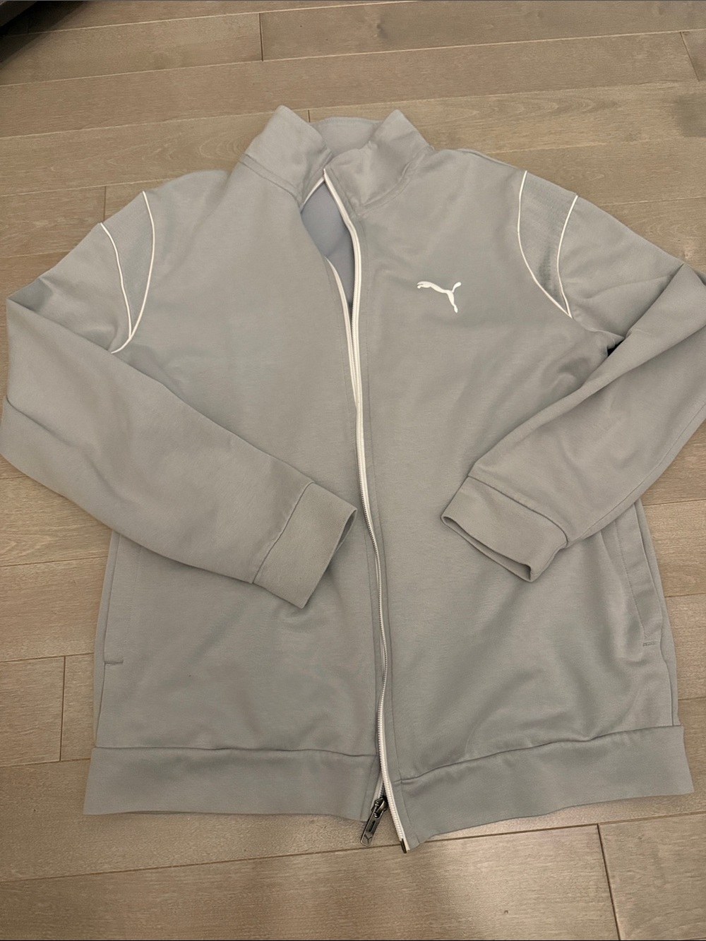 Puma Gray Full-Zip Athletic Jacket with White Accents